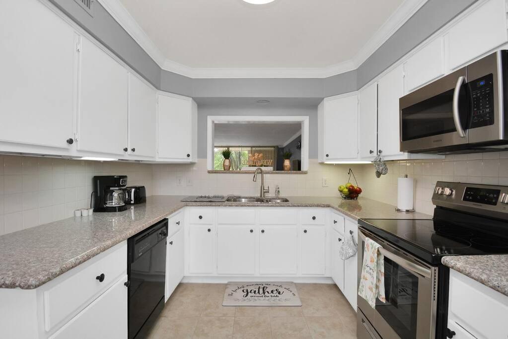 Double Master Suites Condo Near Med Ctr, Nrg Arena 2 Houston Exterior photo
