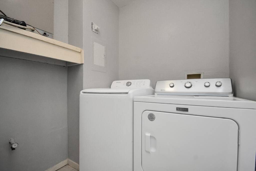 Double Master Suites Condo Near Med Ctr, Nrg Arena 2 Houston Exterior photo